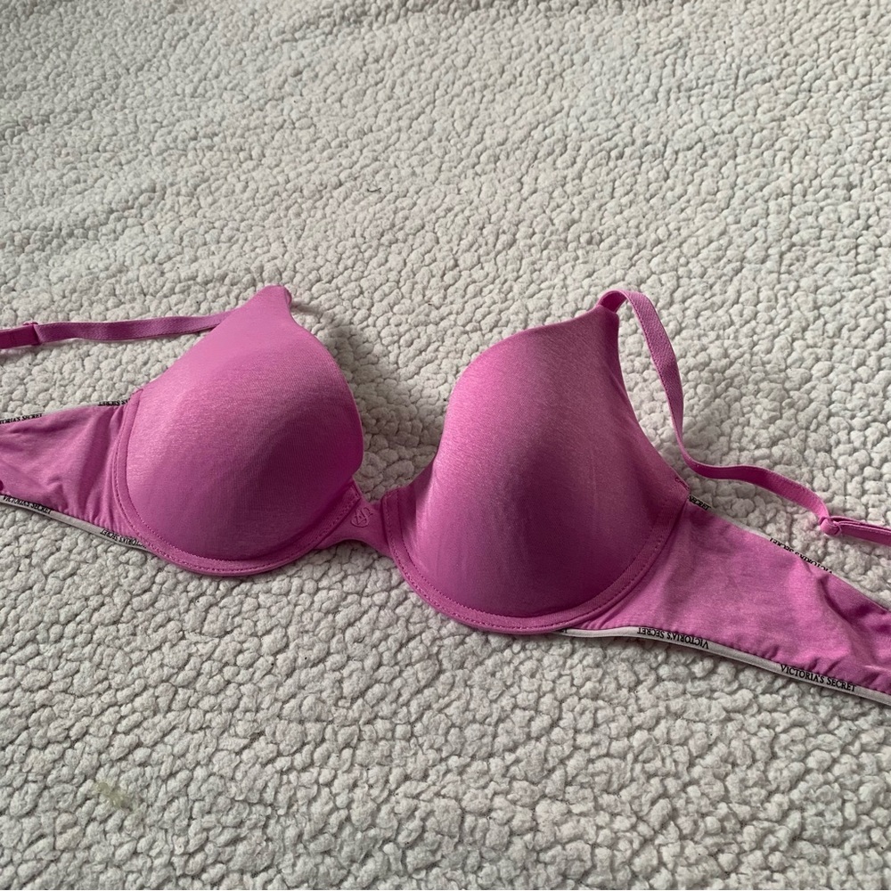Victoria’s secret  Uplift Semi Demi Bra 34B - Picture 3 of 6
